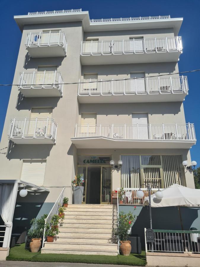 Hotel Camelia Rimini Exteriör bild